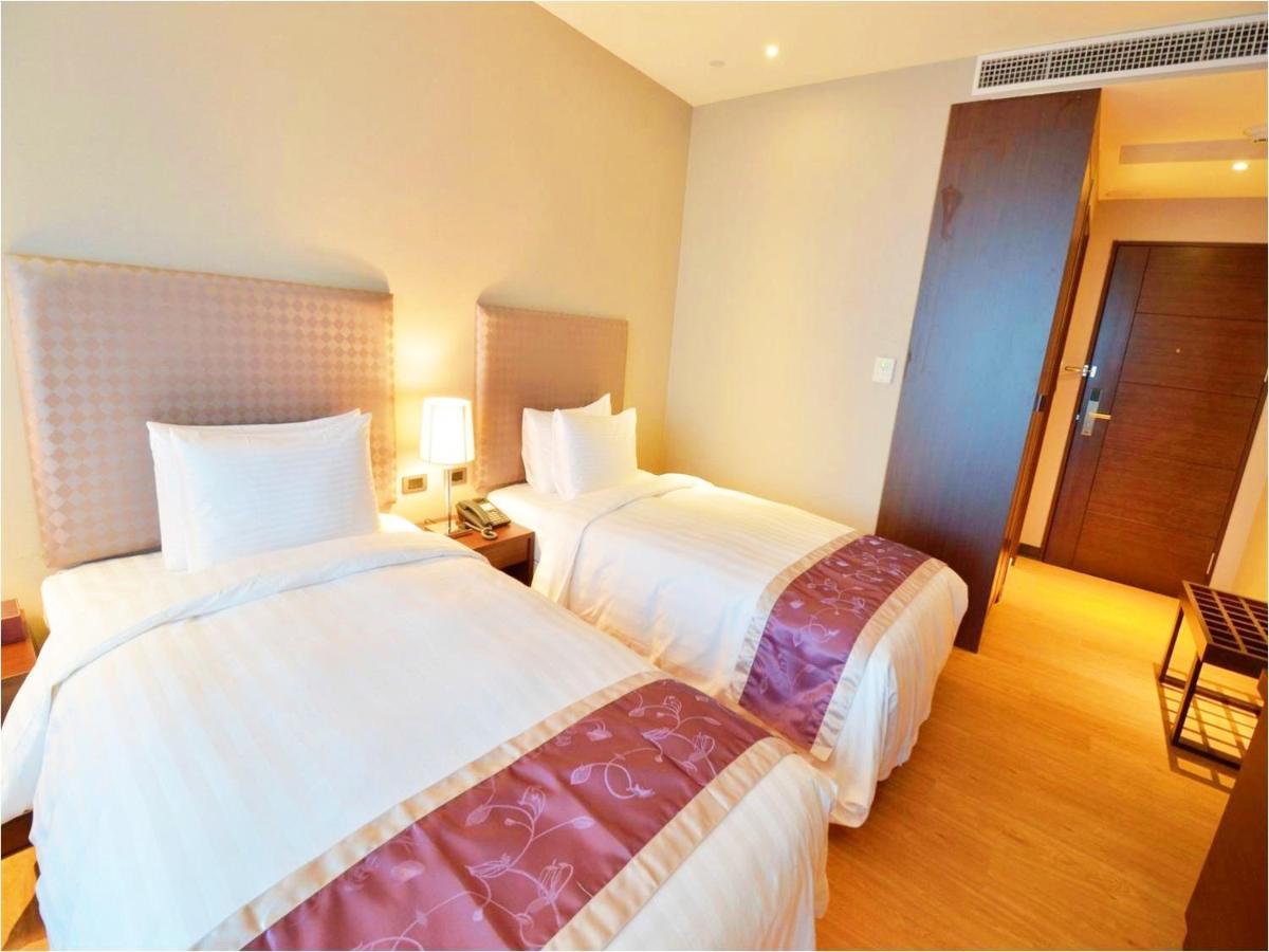 Hotel Formosa Caotun Bagian luar foto