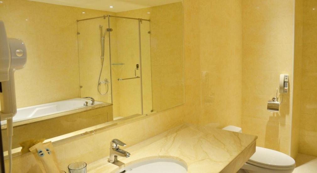 Hotel Formosa Caotun Bagian luar foto