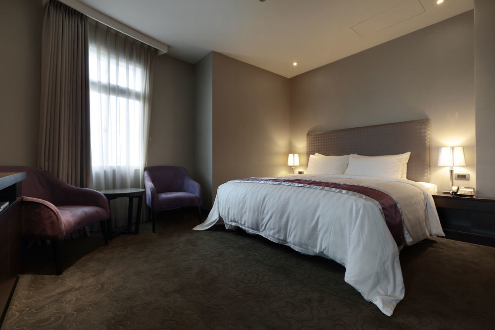 Hotel Formosa Caotun Bagian luar foto